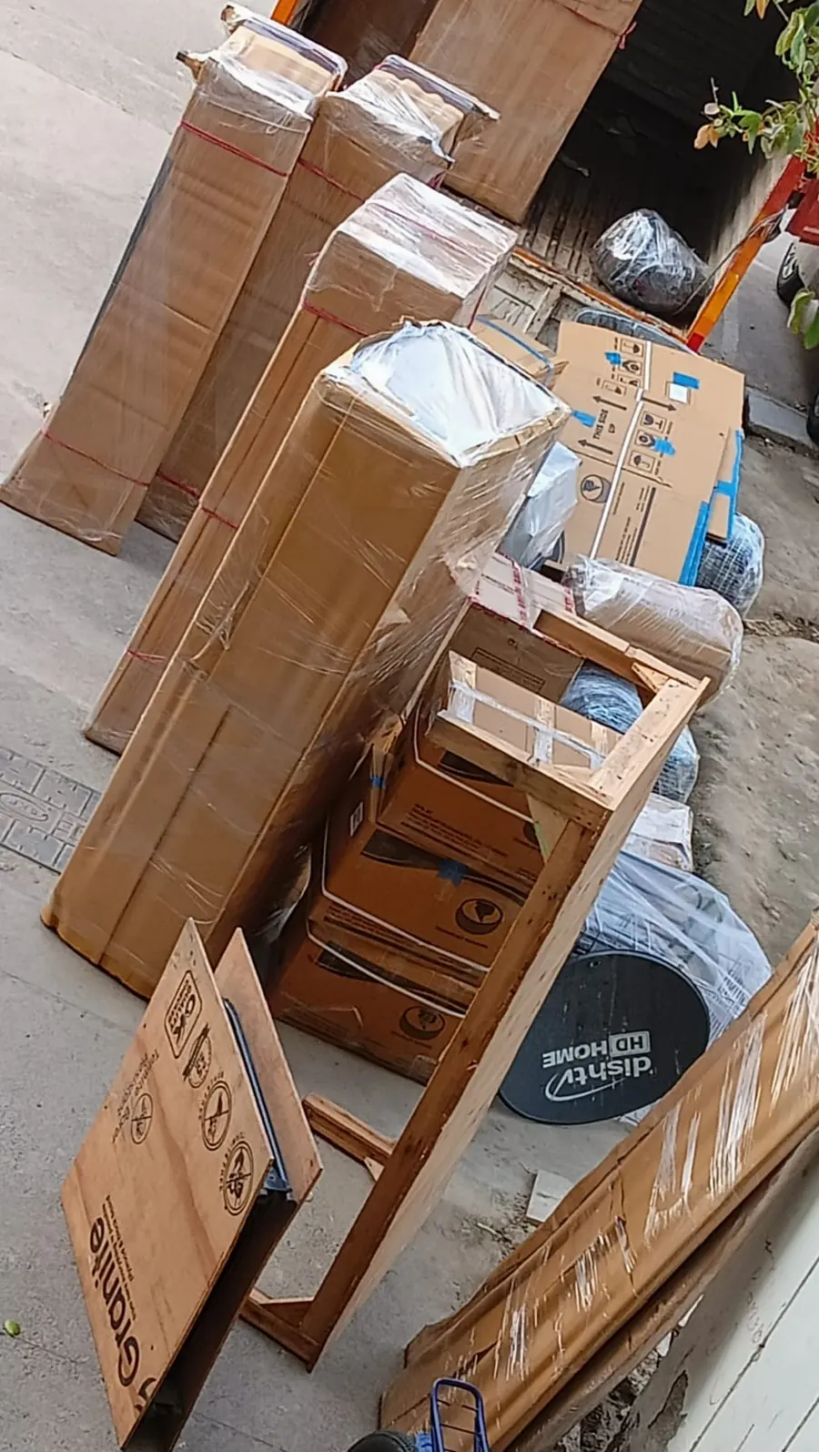 Carton packing by packers and movers in Gurgaon – photo 10