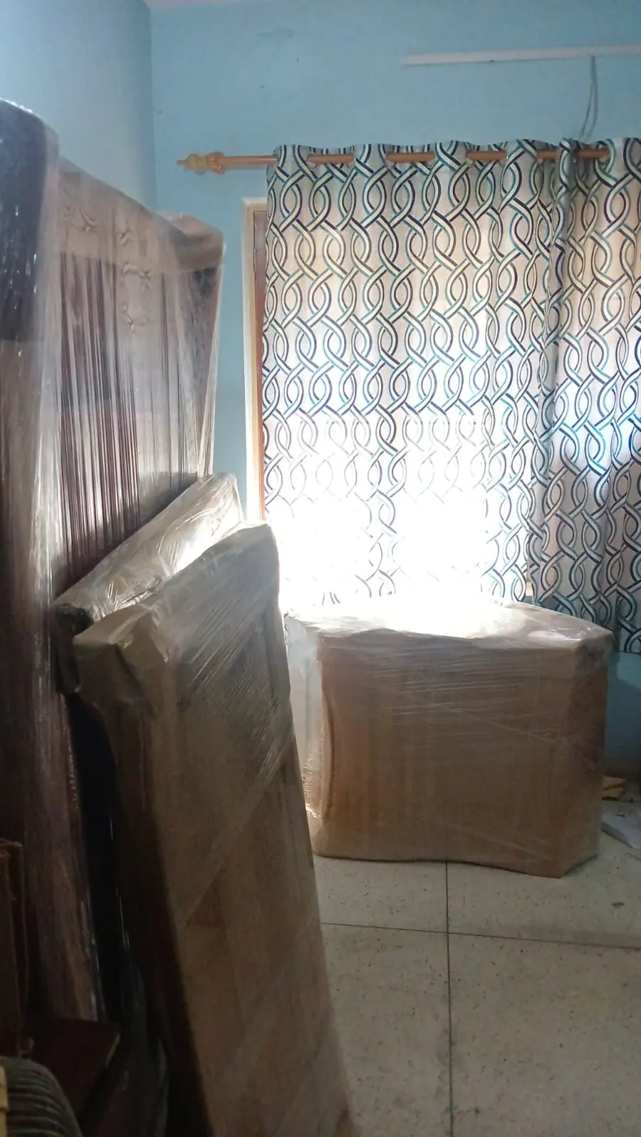 Furniture packing by packers and movers in Gurgaon – photo 5