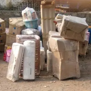 Goods loading by packers and movers in Gurgaon – photo 8